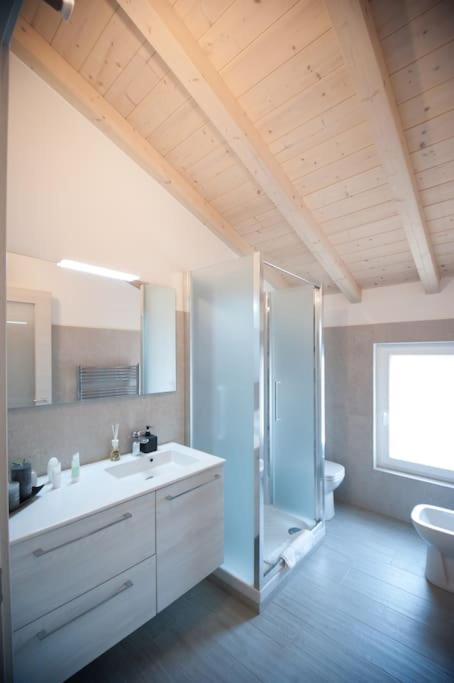 Casa Gemma - Big Family House With Free Parking Apartment San Giovanni Lupatoto Exterior foto